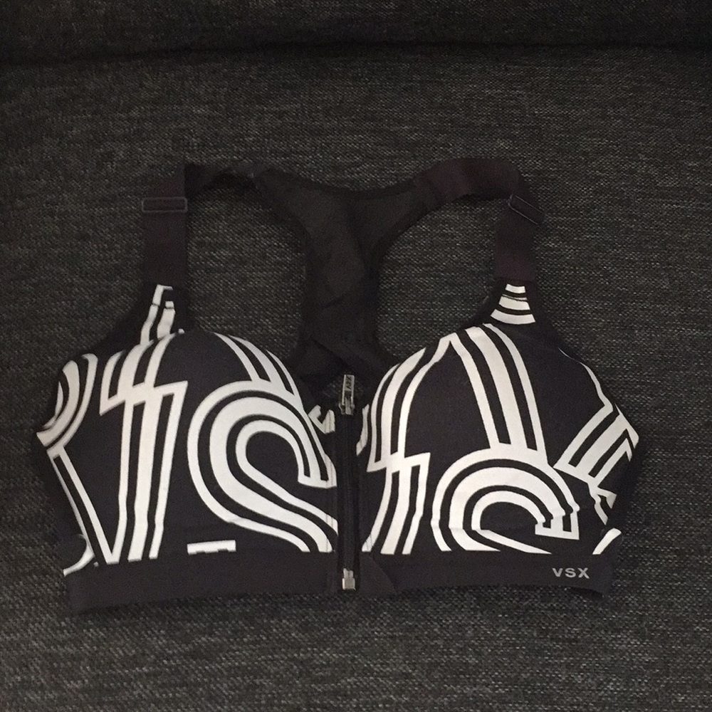 Sports bra